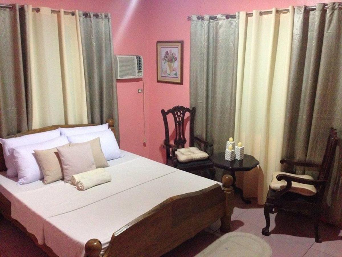 Santa Juliana Bognot Lodge : Alvin Bognot Mt Pinatubo Guesthouse And Tours الغرفة الصورة